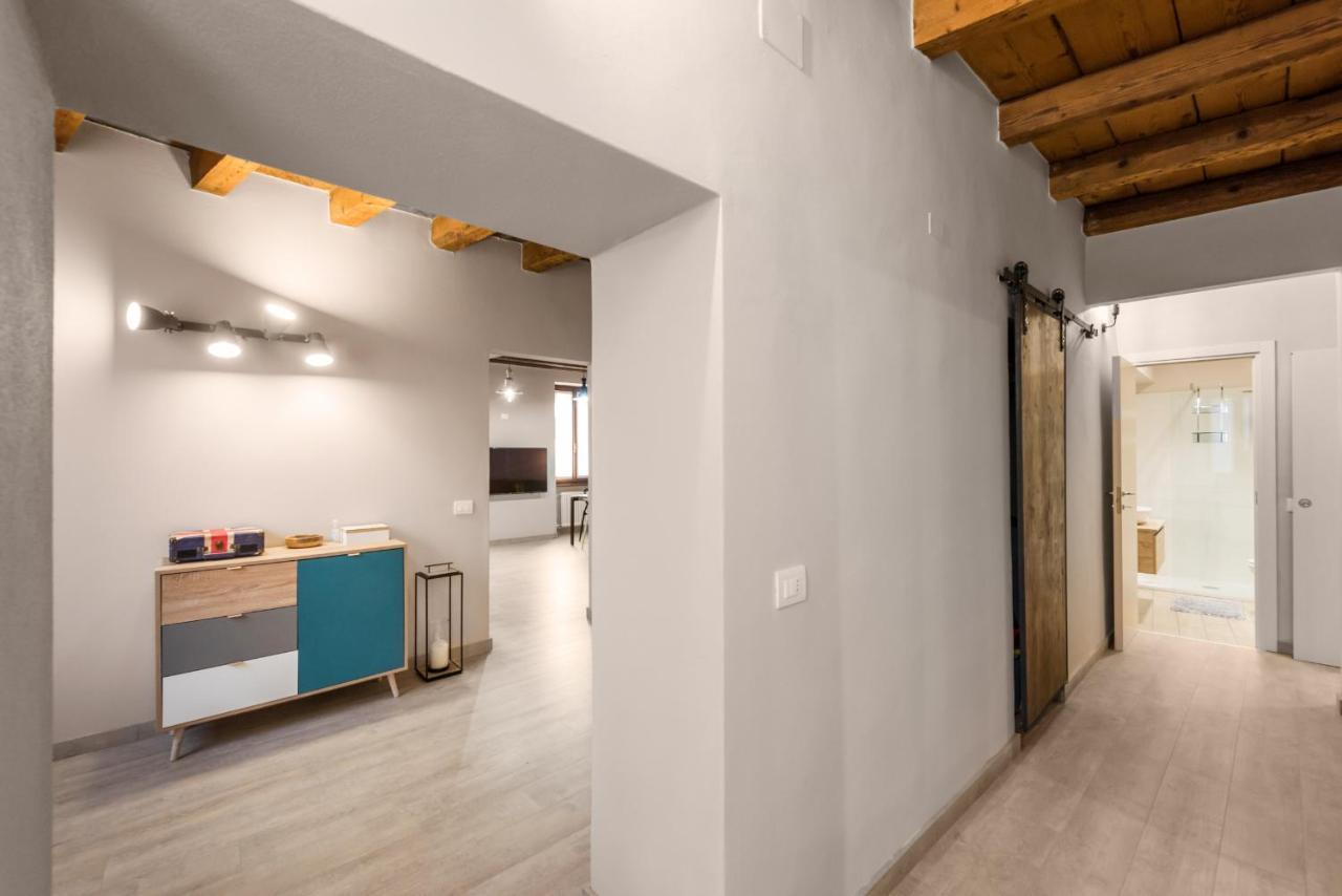 Flats4Rent Irene Apartment เวโรนา ภายนอก รูปภาพ